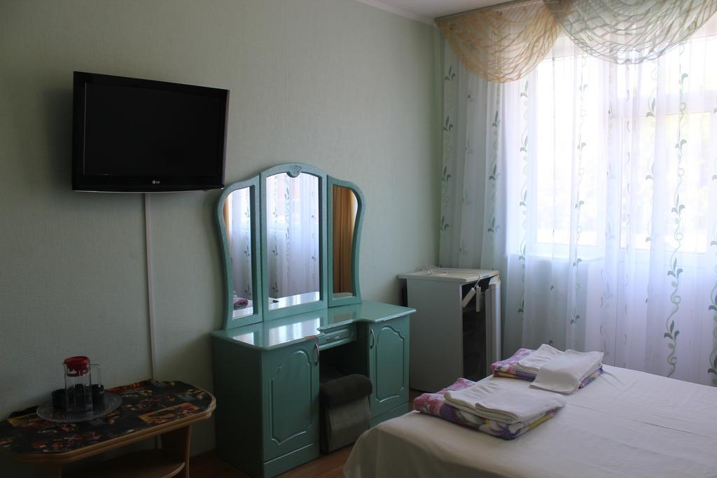 Mini-Hotel Zhemchuzhina Lazarevskoïe Extérieur photo